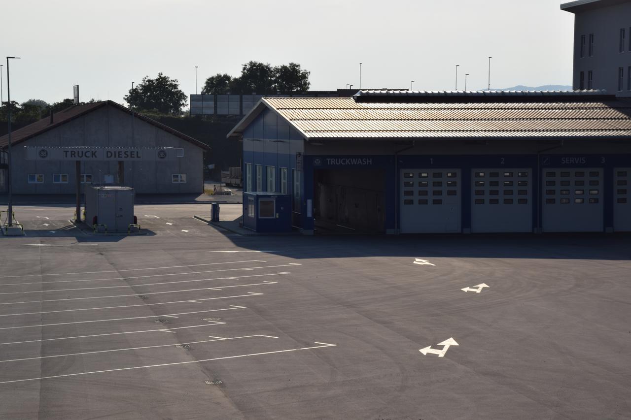 Daka Prenocisce Motel Velika Vas pri Krskem ภายนอก รูปภาพ
