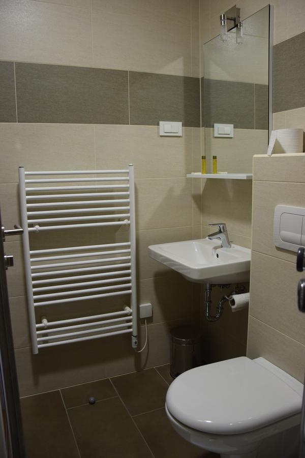 Daka Prenocisce Motel Velika Vas pri Krskem ภายนอก รูปภาพ